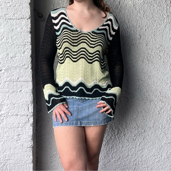 BCBGMAXAZRIA Green and Black Knit Long Sleeve Top Size Large - Picture 1 of 3